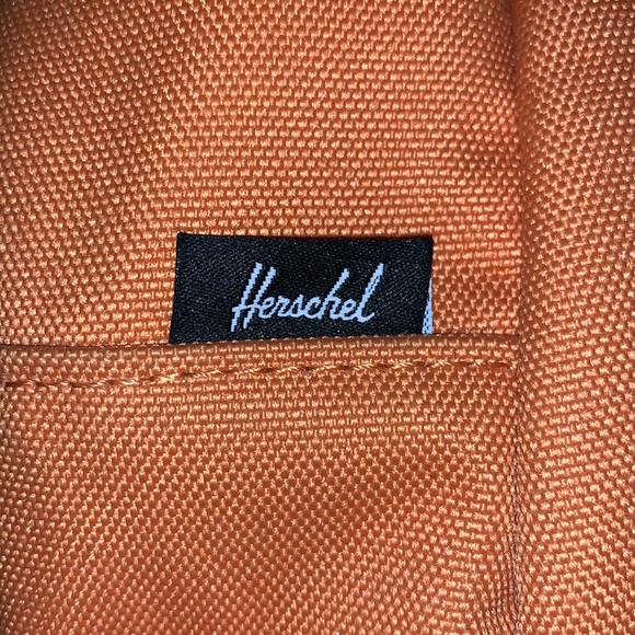 Herschel Mini Classic Backpack - Picture 3 of 5